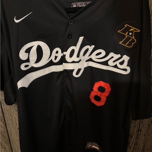 Dodger -Koby Bryant Caleb 8 and the back says 24 Mens XL - Picture 1 of 7